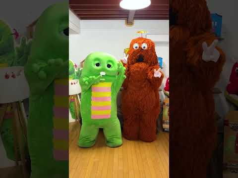 ピーーーーーー♪みんなもいっしょにおどろう！【ともだちのうた】 Shorts ともだちのうた ガチャピン ムック サムネイル