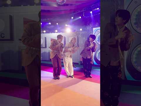 Fever time🕺💜🧡🩷SnowMan オドロウゼ！深澤辰哉 向井康二 佐久間大介 サムネイル