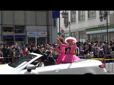 THE　KITAKU・林家ペー＆パー子氏①＠2026　赤羽馬鹿祭り・馬鹿踊りパレード サムネイル